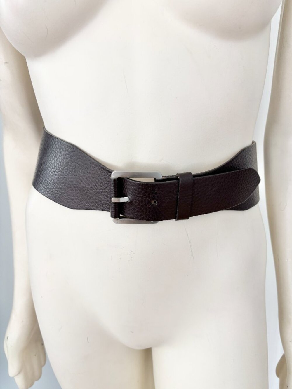 BANANA REPUBLIC Genuine Leather Brown Tapered Belt SZ M